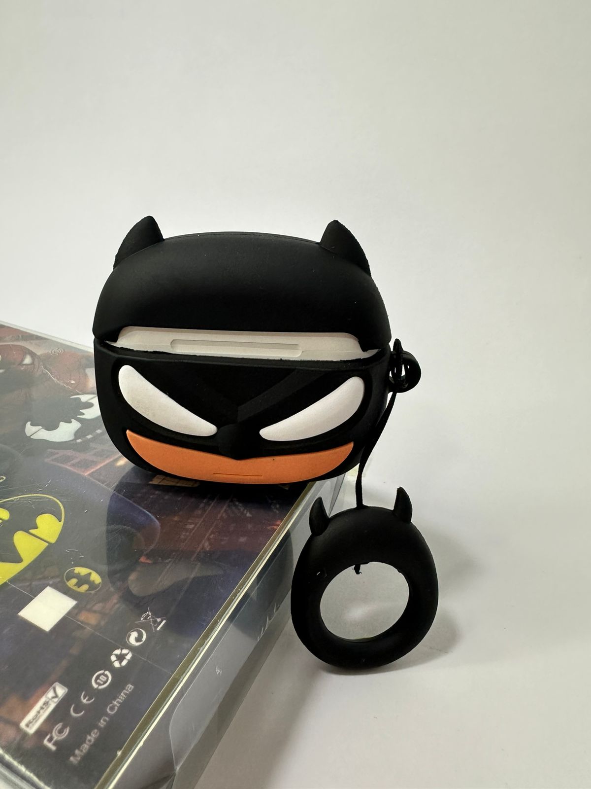 Vista 3 de Air Pods Pro 2 Con Estuche Diseno - Diseño de Case: Minions